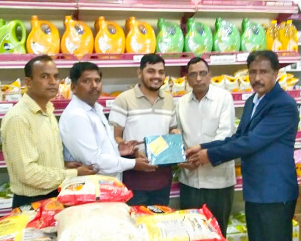 Diwali Gifts Distribution in Paschim Maharashtra region